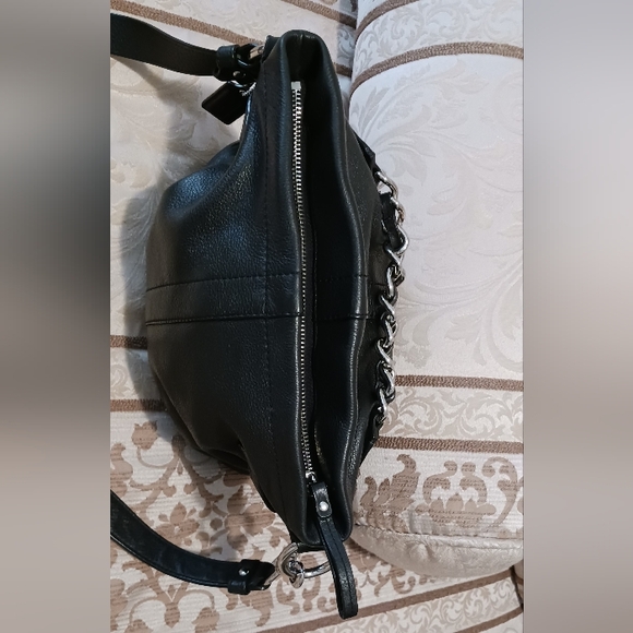 Coach VTG Black Peebled Leather Crossbody. # F19722 EUC 🎉🎉Host Pick 1/8/25🎉🎉 - Picture 12 of 16